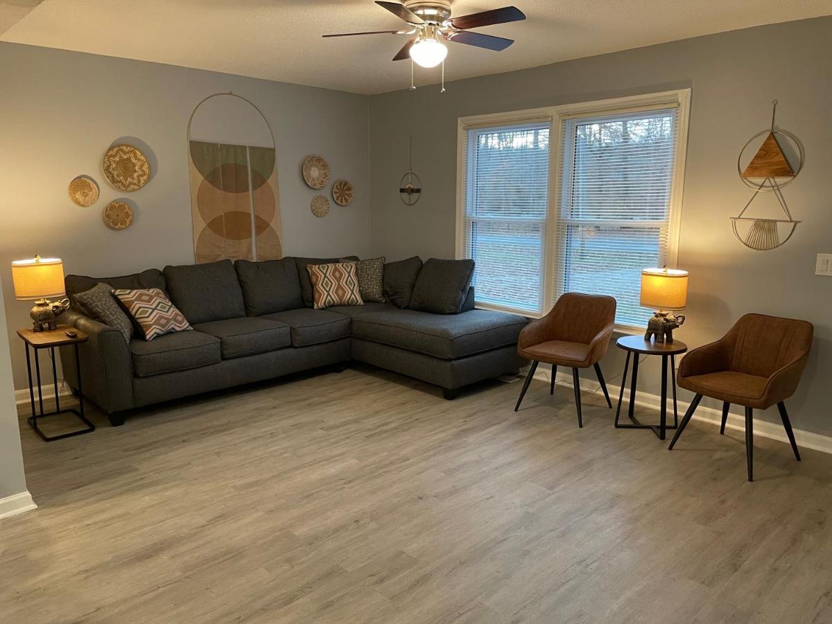 Remodeled Cottage With Sunroom Manchester Esterno foto